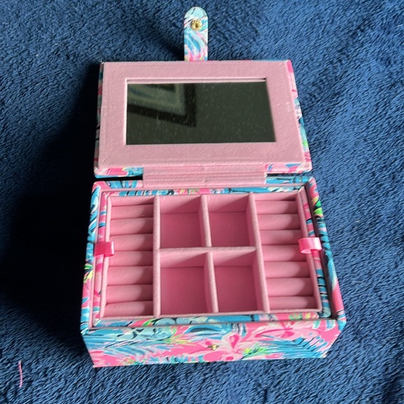 Lilly Pulitzer Jewelry Box - Picture 2 of 7